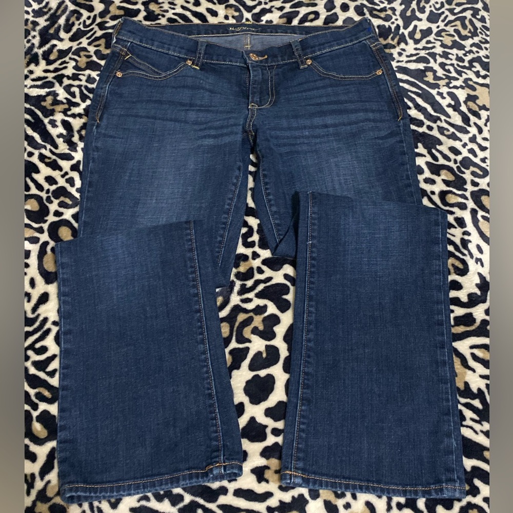 Flare low rise jeans